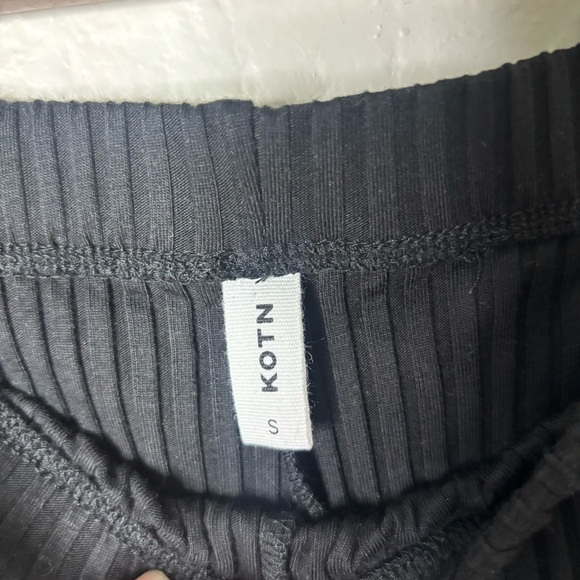 KOTN Nile Cotton Black Ribbed Straight Leg Pants Size Small - Picture 3 of 5